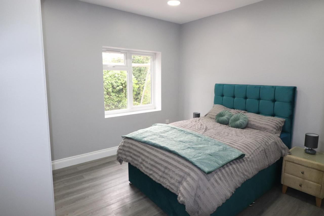 1 Bed Flat, Airport Pick, Drop Available Fibre Broadband, New, Washer Dryer, 10 Mins From City Centre Dartford Exteriér fotografie